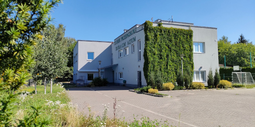 Montessori Primary School – ul. Kajakowa 12b – Warszawa – Ursynów
